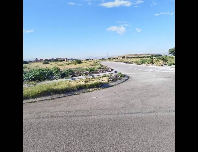 LAND FOR SALE IN MERITENG